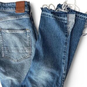 Free People “We The Free” Boyfriend Jeans – Size 26, Distressed Perfection